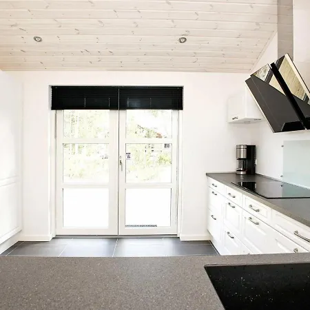 Four-bedroom Holiday In Fjerritslev 12 Hébergement de vacances Torup Strand